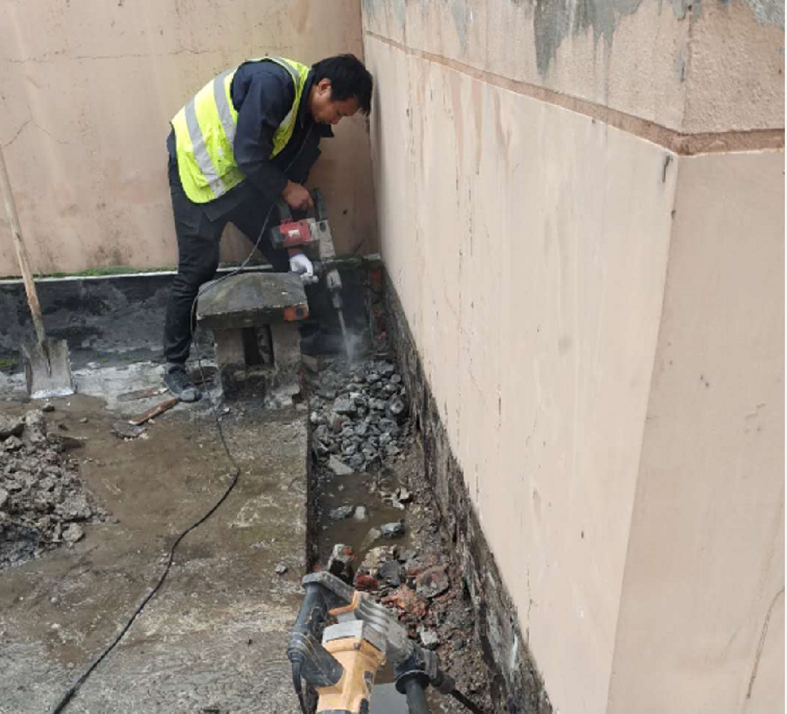 屋面女儿墙漏水维修